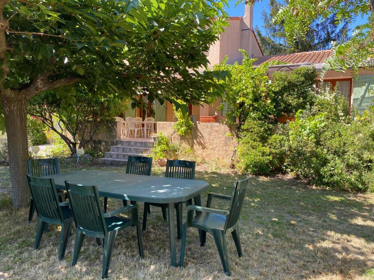 Maison Provencale En Campagne A Eguilles Bagian luar foto
